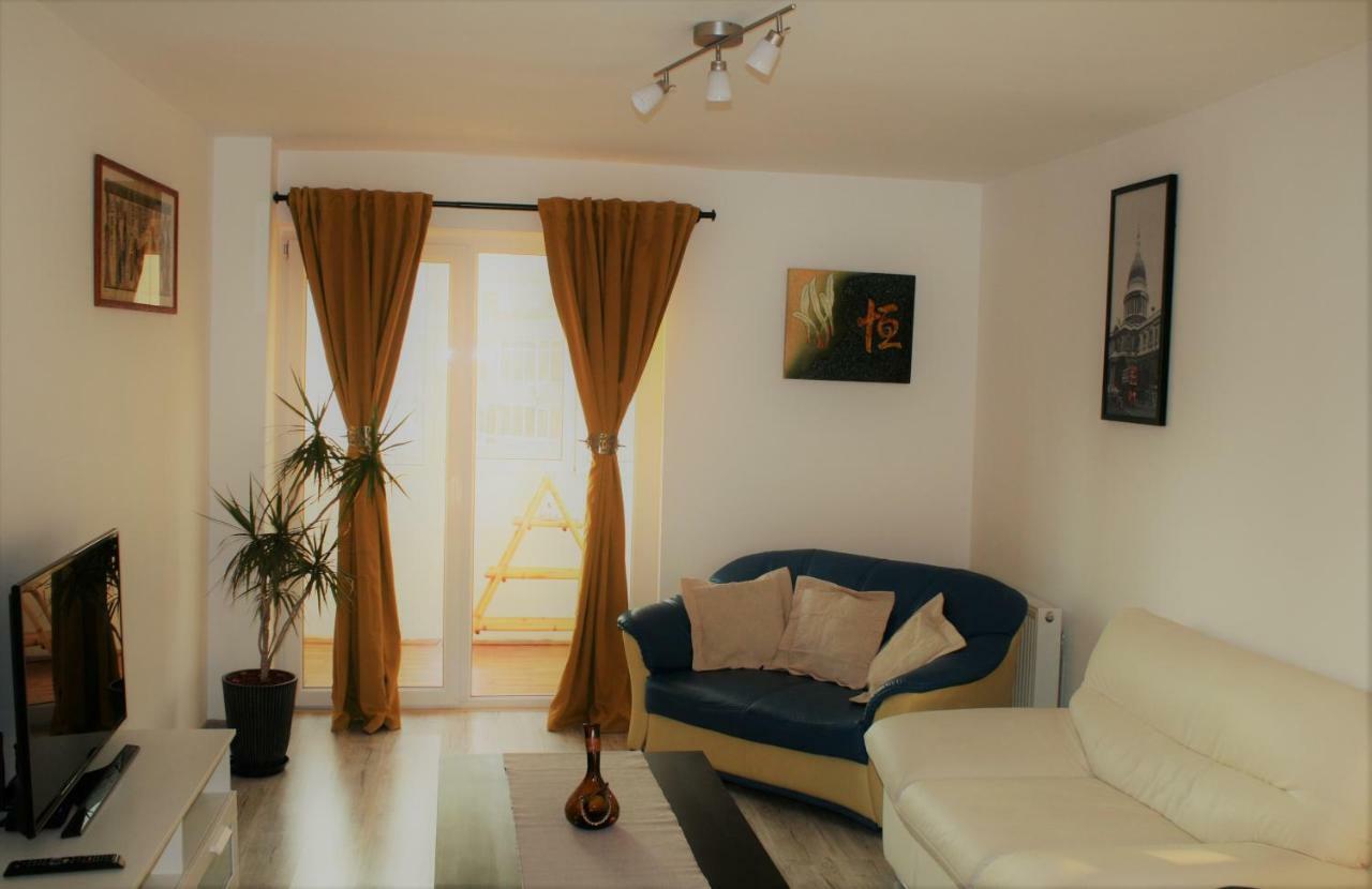 Casa Peterfi - Apartment With 3 Bedrooms And Spacious Living Room Târgu-Mureş Εξωτερικό φωτογραφία