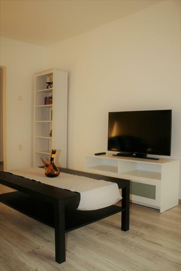 Casa Peterfi - Apartment With 3 Bedrooms And Spacious Living Room Târgu-Mureş Εξωτερικό φωτογραφία