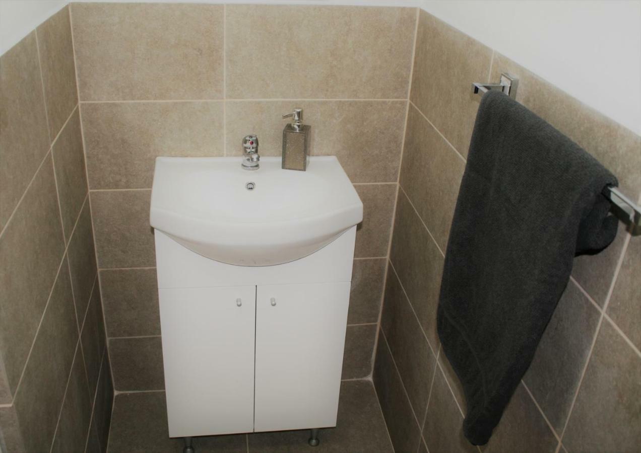 Casa Peterfi - Apartment With 3 Bedrooms And Spacious Living Room Târgu-Mureş Εξωτερικό φωτογραφία